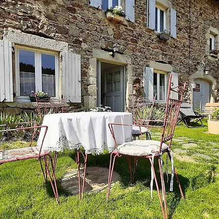 Paisible Avec Petit-dejeuner Pres De La Foret - Fr-1-582-509 Bed & Breakfast Sembadel